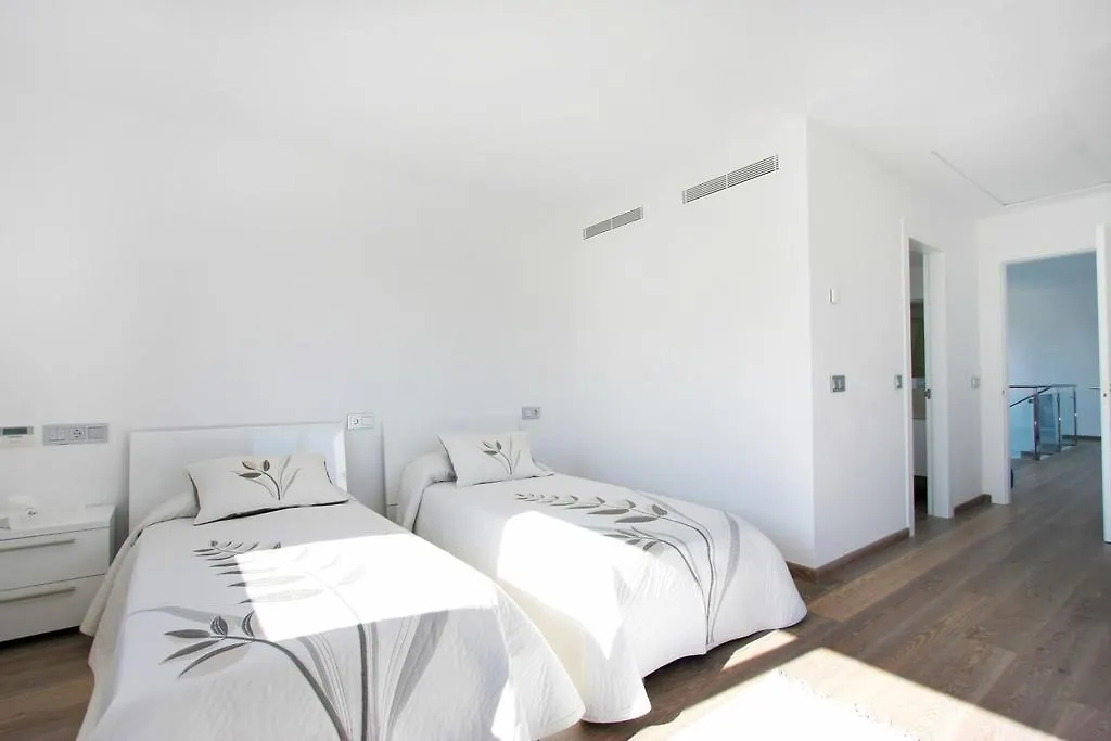ヴィラ ポルト・ダ・ポリェンサ Casa Lindaヴィラ スペイン